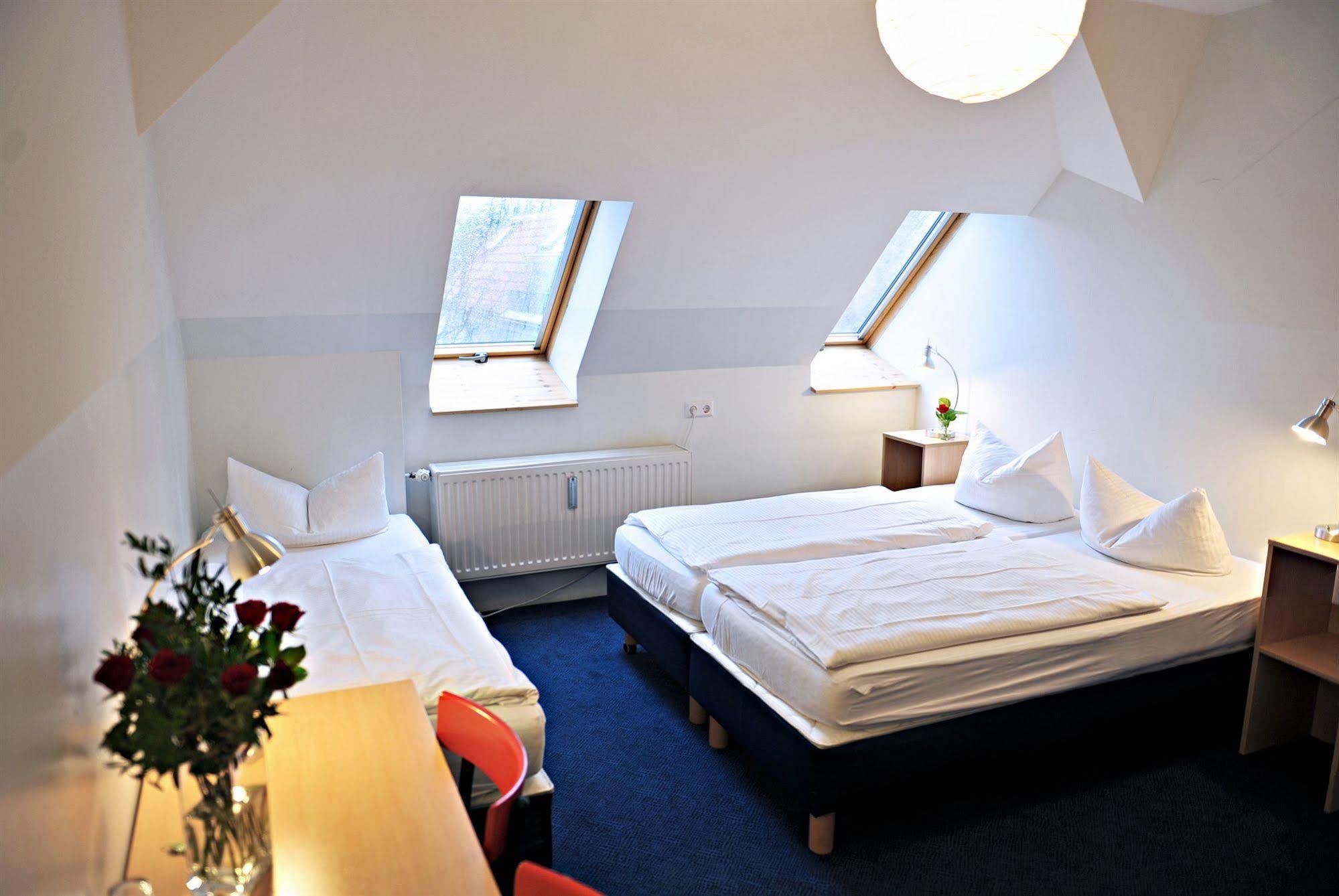 Hotel Transit Loft เบอร์ลิน ภายนอก รูปภาพ
